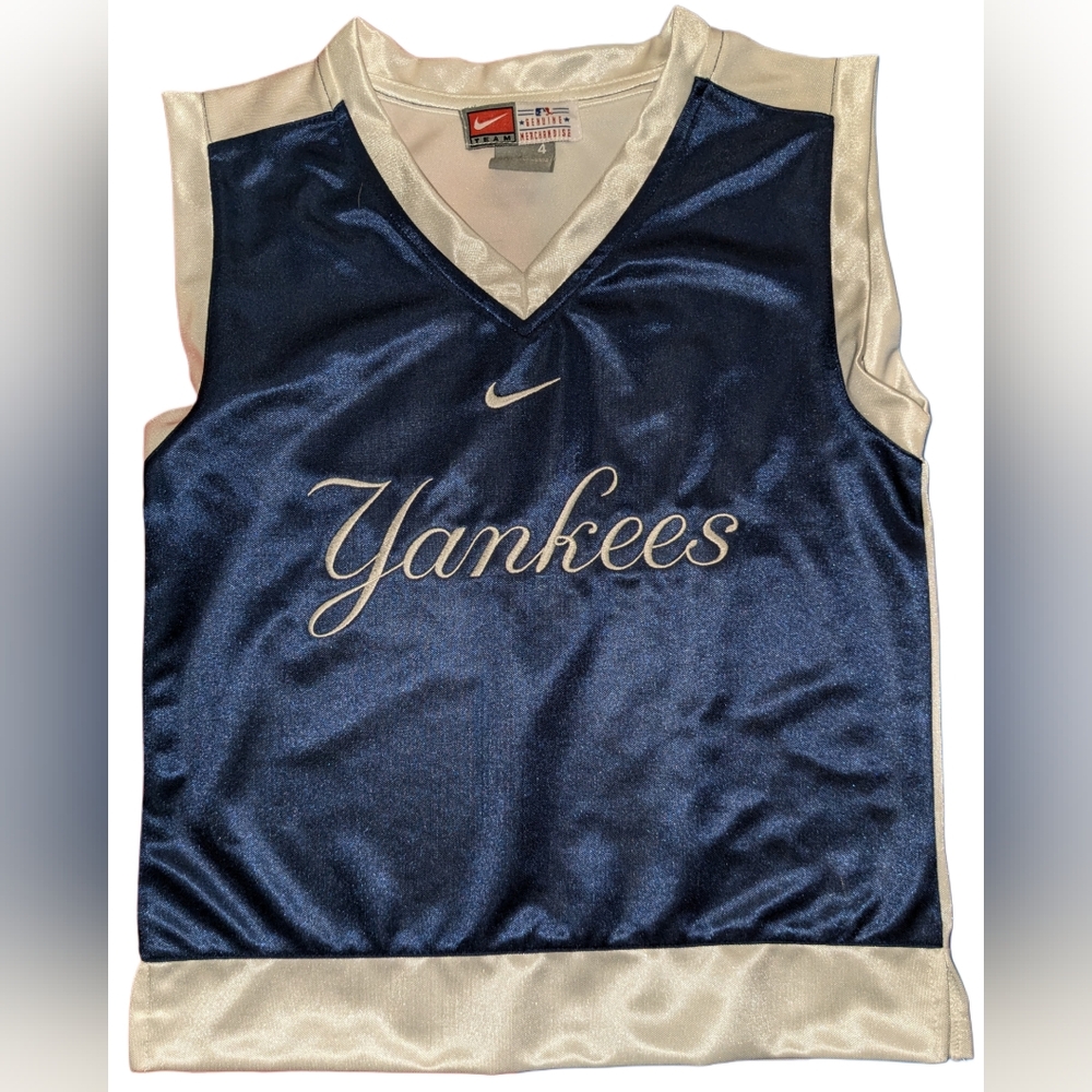 Nike Sports Yankees Girls cheer vest
